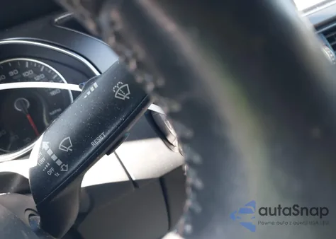 2014 Audi A5 2.0T Premium z USA, uszkodzony, nr VIN WAUCFAFH5EN005362